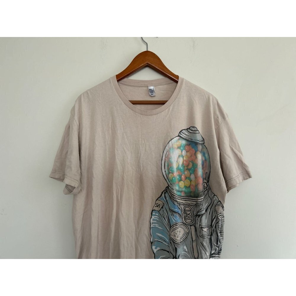 DBH Tee T-Shirt with astronaut bubble gum hat cotton Size XLarge - Picture 3 of 10